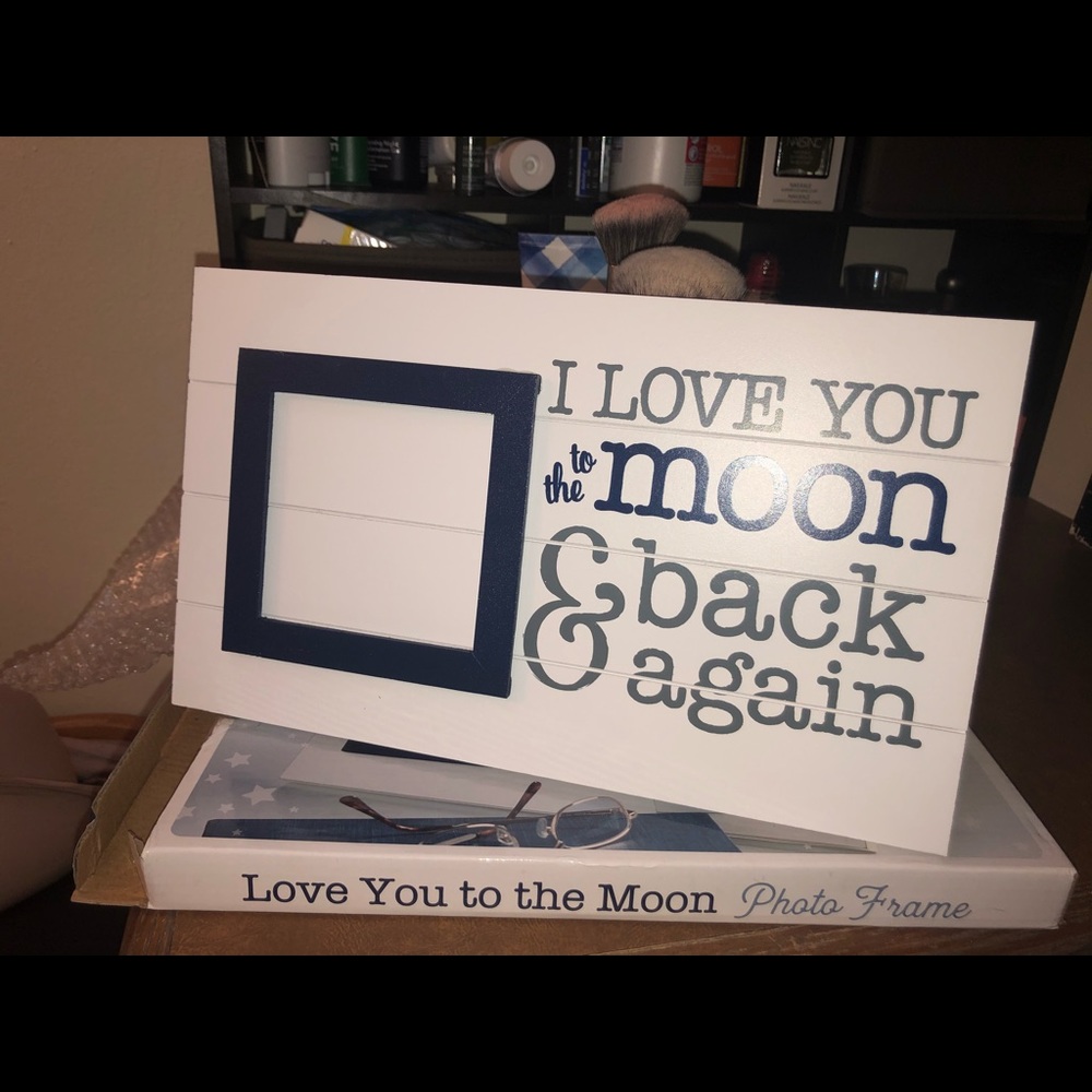 Picture frame - Picture 4 of 5
